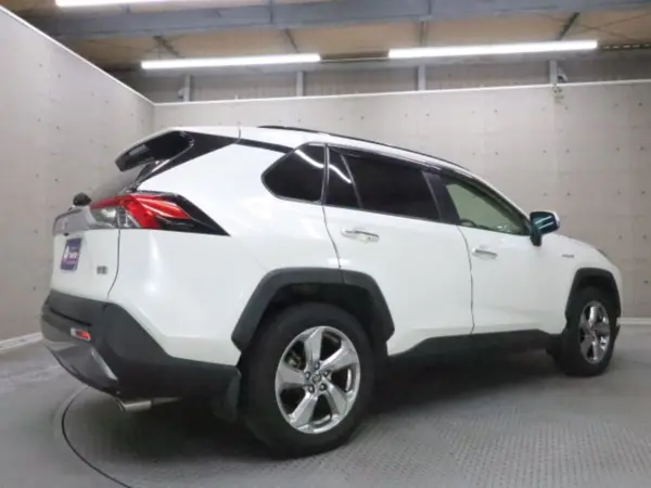 2019 Toyota  Rav4 — photo 2 | Tuminion Kenya