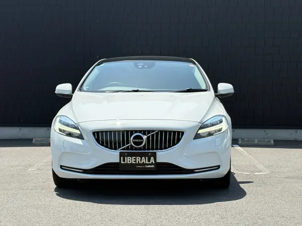 2020 Volvo V40 — photo 8 | Tuminion Kenya
