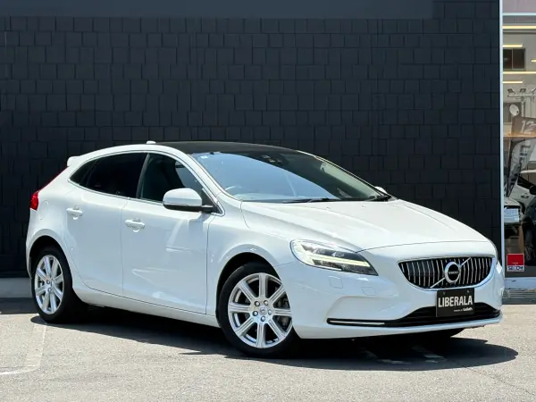2020 Volvo V40 — photo 9 | Tuminion Kenya