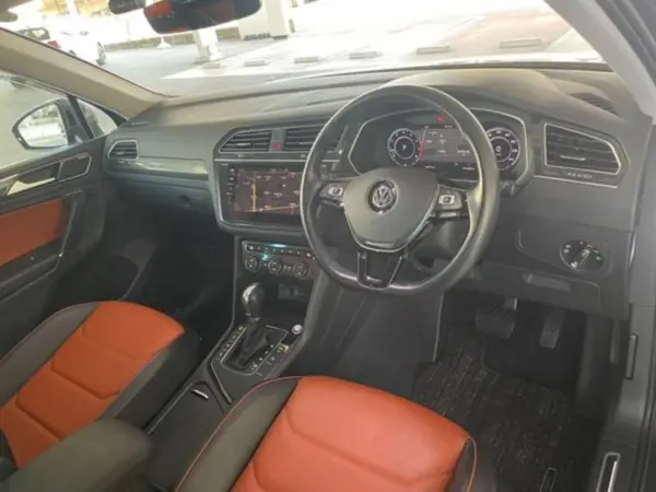 2018 Volkswagen Tiguan — photo 8 | Tuminion Kenya
