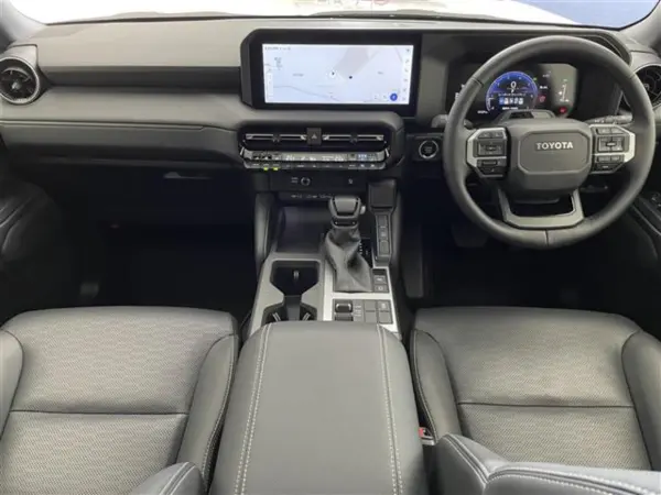 2025 Land Cruiser 250 — photo 2 | Tuminion Kenya