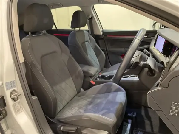2021 Volkswagen Golf — photo 7 | Tuminion Kenya