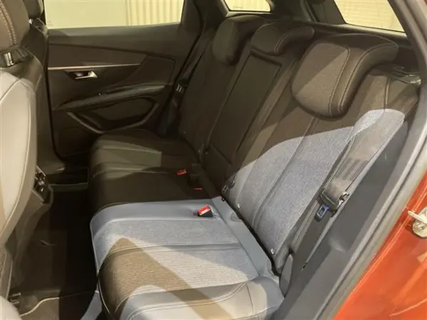 2018 Peugeot 3008 — photo 3 | Tuminion Kenya