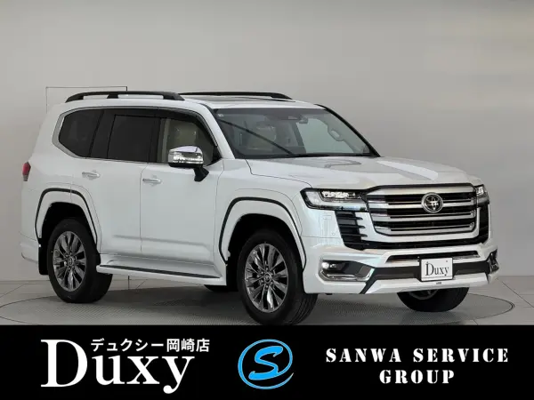Toyota Land Cruiser 300 3.5 ZX 4WD Annual Model Change Modelista Aero Kit Rear Electric Diff Lock Cool Box Tire Pressure Sensor Cold Spec Tonneau Cover 12.3-inch JBL Premium Sound Navigation Rear Entertainment System Interior Beige Leather (Precious White Pearl)
