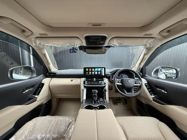 2026 Toyota Landrcuiser 300 — photo 7 | Tuminion Kenya