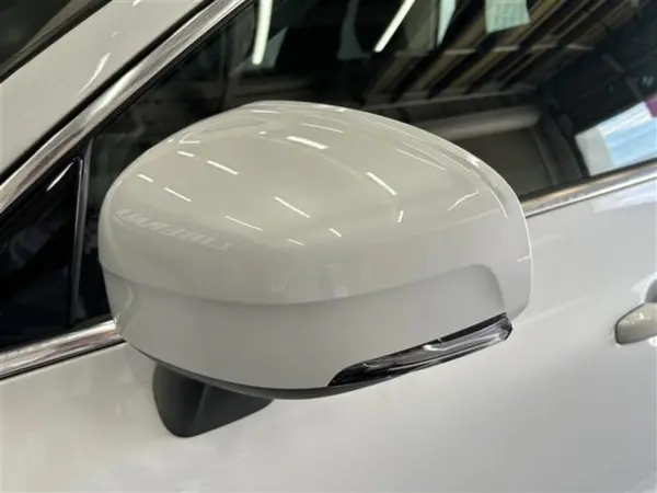 2020 Volvo Xc60 — photo 9 | Tuminion Kenya