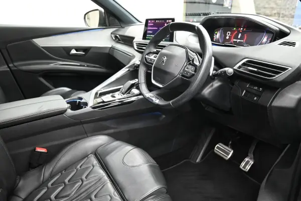 2019 Peugeot 3008 — photo 7 | Tuminion Kenya