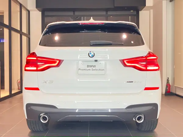 2018 Bmw X3 — photo 9 | Tuminion Kenya