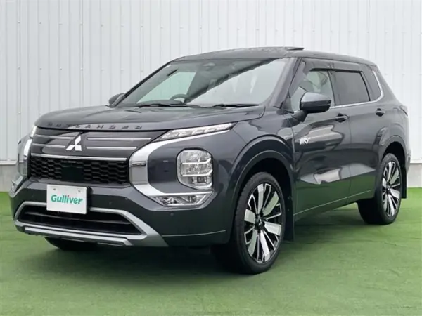 2025 Mitsubishi Outlander — photo 9 | Tuminion Kenya