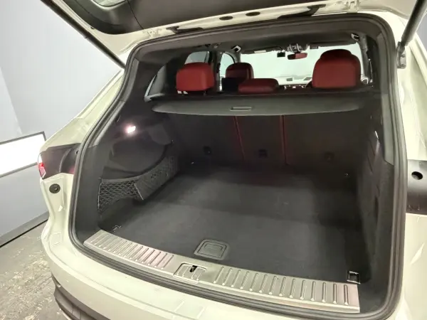 2019 Porsche Cayenne — photo 7 | Tuminion Kenya