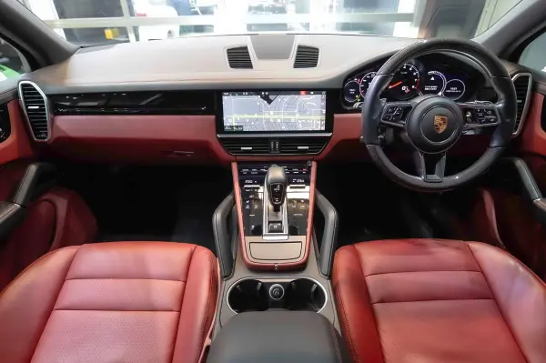2019 Porsche Cayenne — photo 7 | Tuminion Kenya