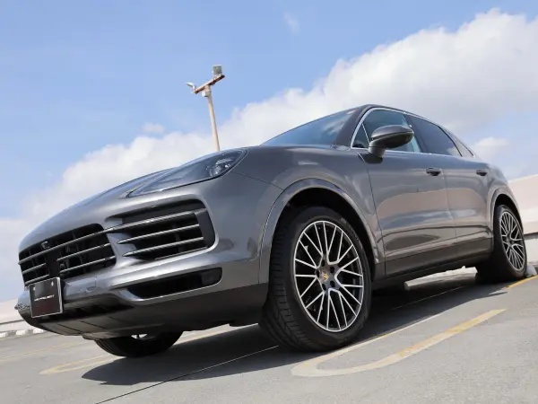 2022 Porsche Cayenne — photo 7 | Tuminion Kenya