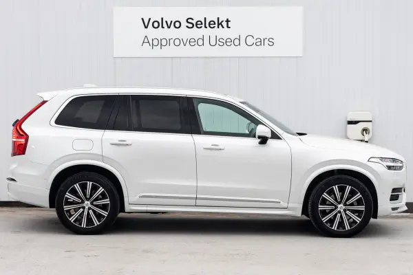 2022 Volvo Xc90 — photo 3 | Tuminion Kenya