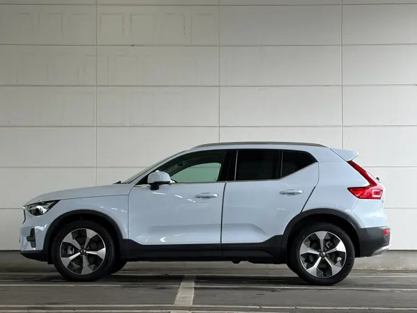 2024 Volvo Xc40 — photo 8 | Tuminion Kenya