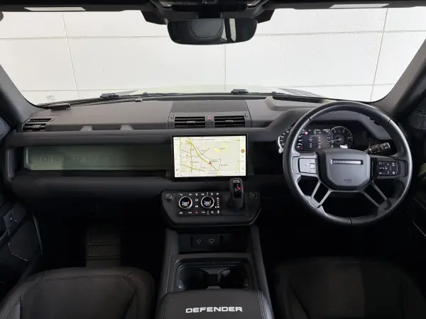 2023 Landrover Defender — photo 2 | Tuminion Kenya