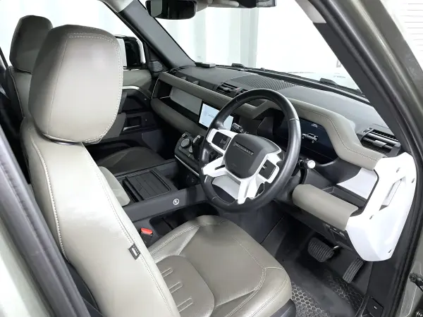 2021 Landrover Defender — photo 7 | Tuminion Kenya