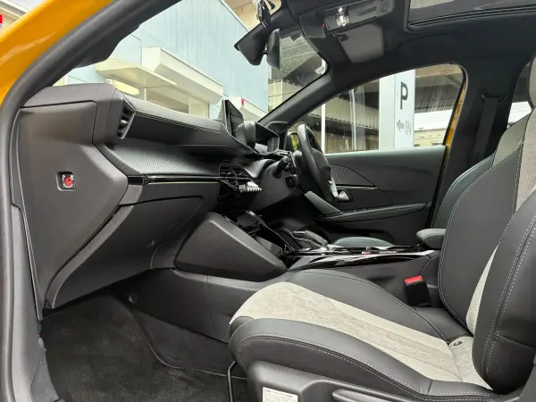 2021 Peugeot 208 — photo 9 | Tuminion Kenya