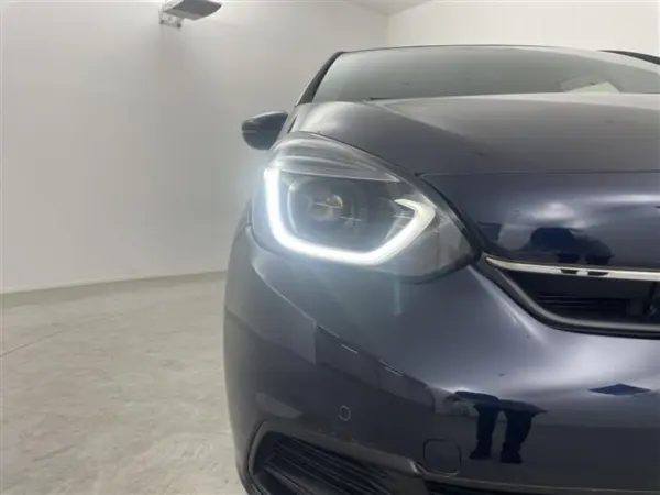 2023 Honda Fit — photo 8 | Tuminion Kenya