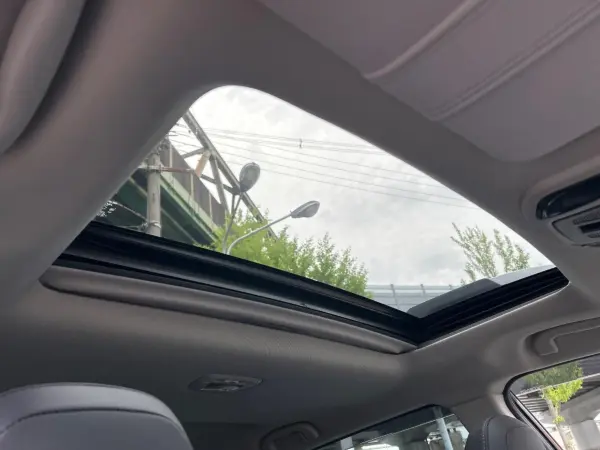 2021 Subaru Legacy Outback — photo 3 | Tuminion Kenya