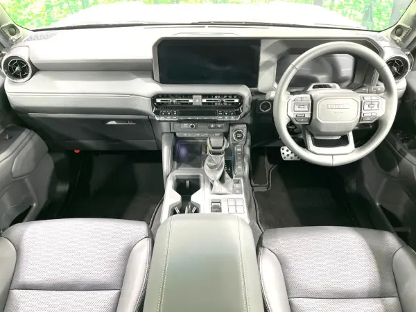 2025 Land Cruiser 250 — photo 2 | Tuminion Kenya