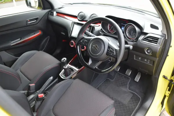 2023 Suzuki Swift — photo 8 | Tuminion Kenya
