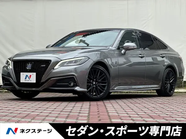 2022 Toyota Crown — photo 1