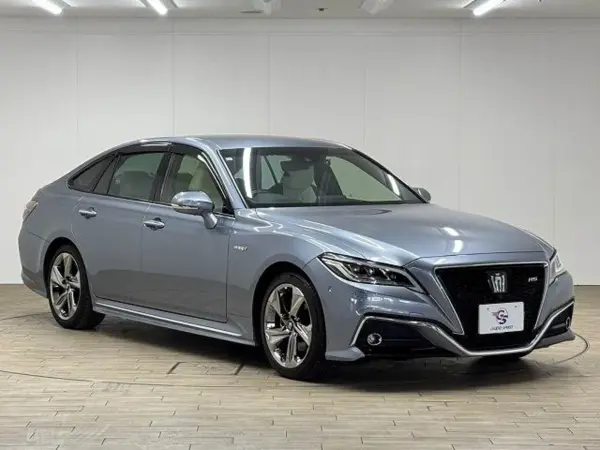 2019 Toyota Crown — photo 9 | Tuminion Kenya