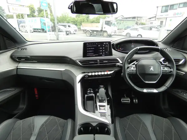 2019 Peugeot 5008 — photo 3 | Tuminion Kenya