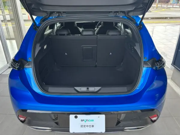 2022 Peugeot 308 — photo 8 | Tuminion Kenya