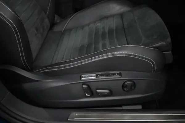 2021 Volkswagen Passat — photo 9 | Tuminion Kenya