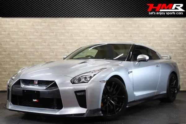 2016 Nissan Gt-r — photo 1
