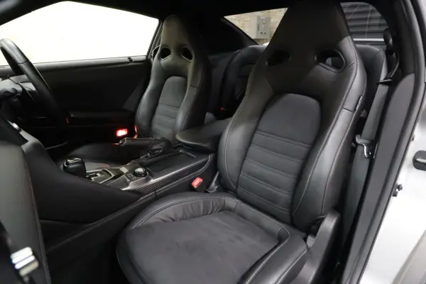 2016 Nissan Gt-r — photo 9 | Tuminion Kenya