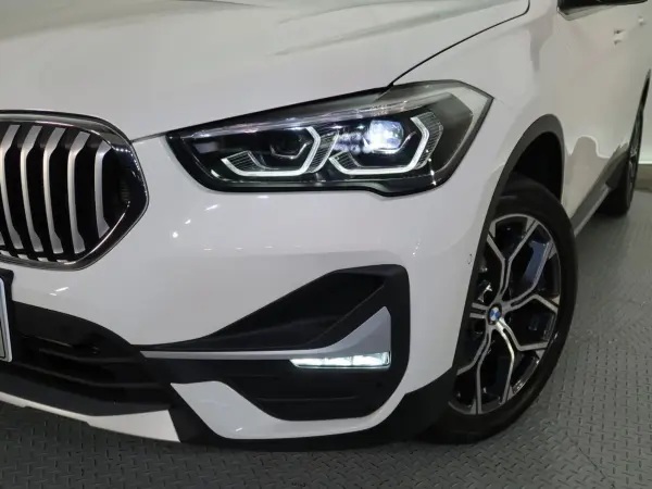 2022 Bmw X1 — photo 9 | Tuminion Kenya