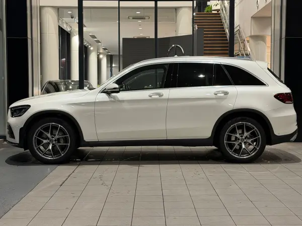 2020 Mercedes-benz Glc — photo 2 | Tuminion Kenya
