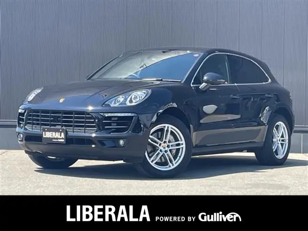 Porsche Macan S PDK 4WD One Owner, ACC, BOSE Sound, Aftermarket Navigation TV, Aftermarket Rear Seat Monitor, Backup Camera, Leather Seats, Entry Drive, Lane Change Assist, 19-inch Macan Turbo Wheels, Aftermarket Dashcam, ETC (Black)