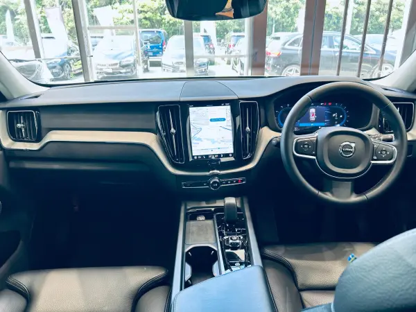 2023 Volvo Xc60 — photo 2 | Tuminion Kenya