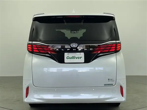 2025 Toyota Alphard — photo 9 | Tuminion Kenya