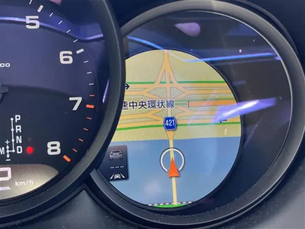 2021 Porsche Macan — photo 3 | Tuminion Kenya