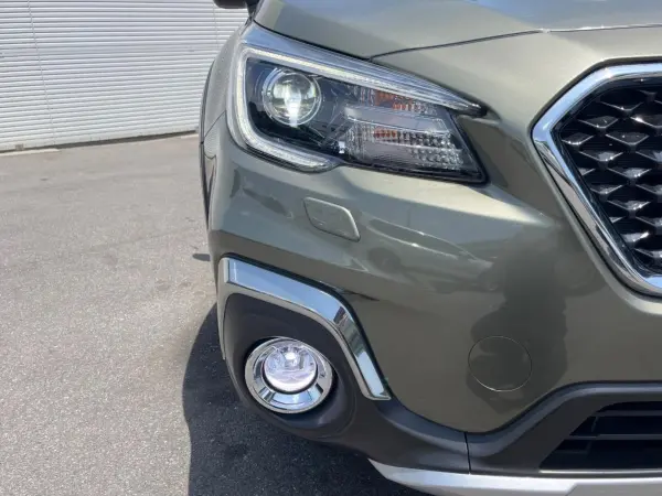 2018 Subaru Legacy Outback — photo 9 | Tuminion Kenya