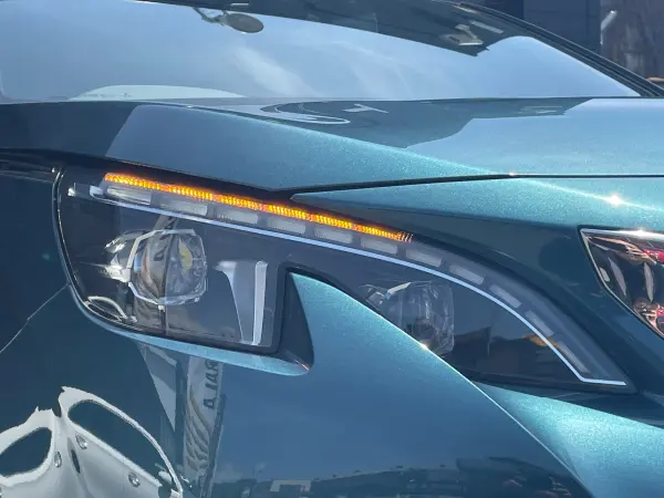 2019 Peugeot 5008 — photo 8 | Tuminion Kenya