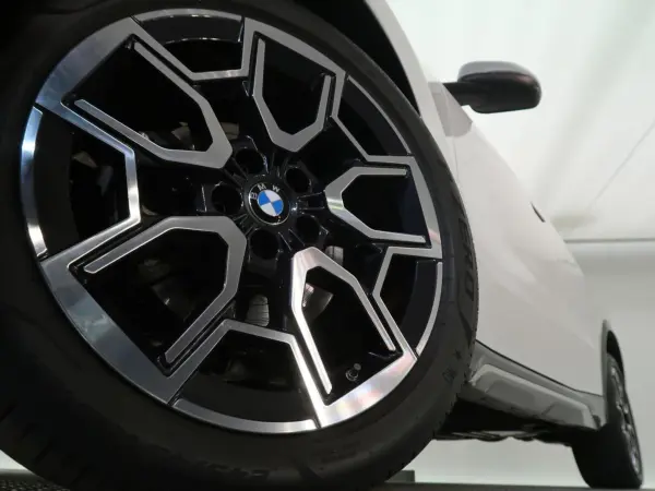 2023 Bmw X1 — photo 3 | Tuminion Kenya