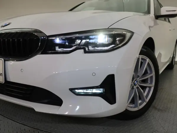 2020 Bmw 3 Series — photo 9 | Tuminion Kenya