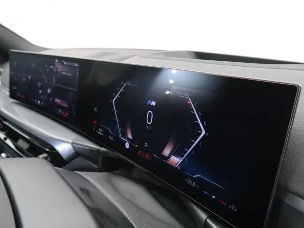 2025 Bmw 3 Series — photo 7 | Tuminion Kenya