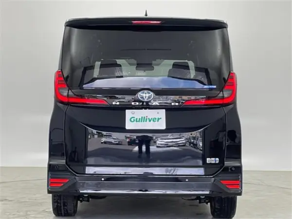 2025 Toyota Noah — photo 9 | Tuminion Kenya