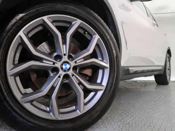 2021 Bmw X3 — photo 3 | Tuminion Kenya