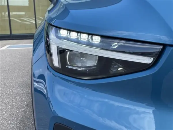 2024 Volvo Xc40 — photo 2 | Tuminion Kenya