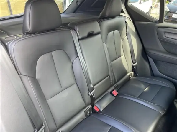 2024 Volvo Xc40 — photo 8 | Tuminion Kenya