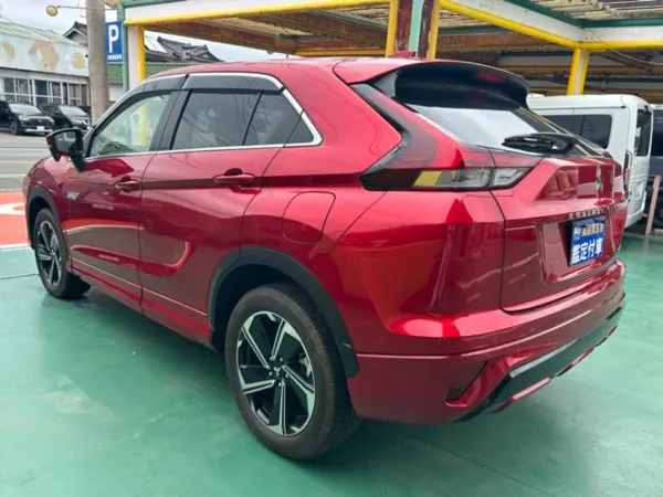 2021 Mitsubishi Eclipse Cross — photo 3 | Tuminion Kenya