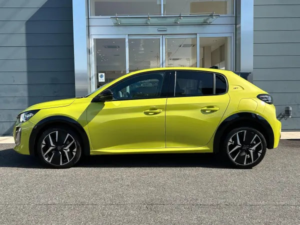 2024 Peugeot 208 — photo 2 | Tuminion Kenya
