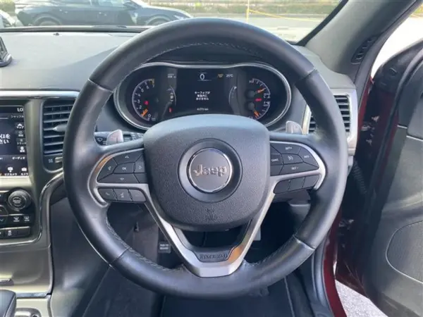 2018 Jeep Grand Cherokee — photo 3 | Tuminion Kenya